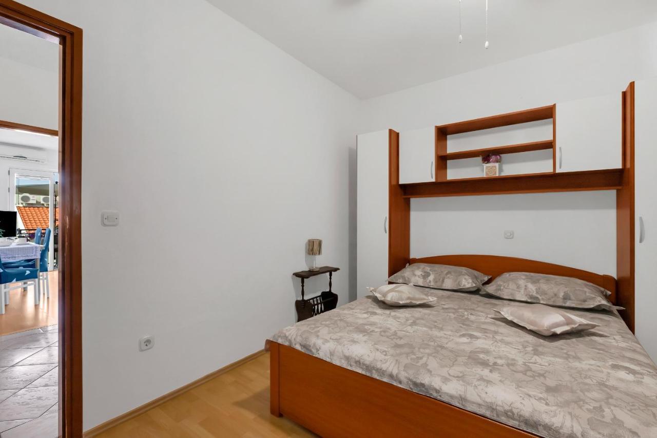 Family Apartments Leona Makarska Ngoại thất bức ảnh