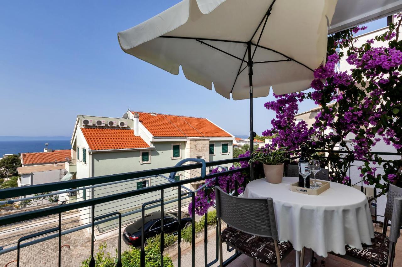 Family Apartments Leona Makarska Ngoại thất bức ảnh