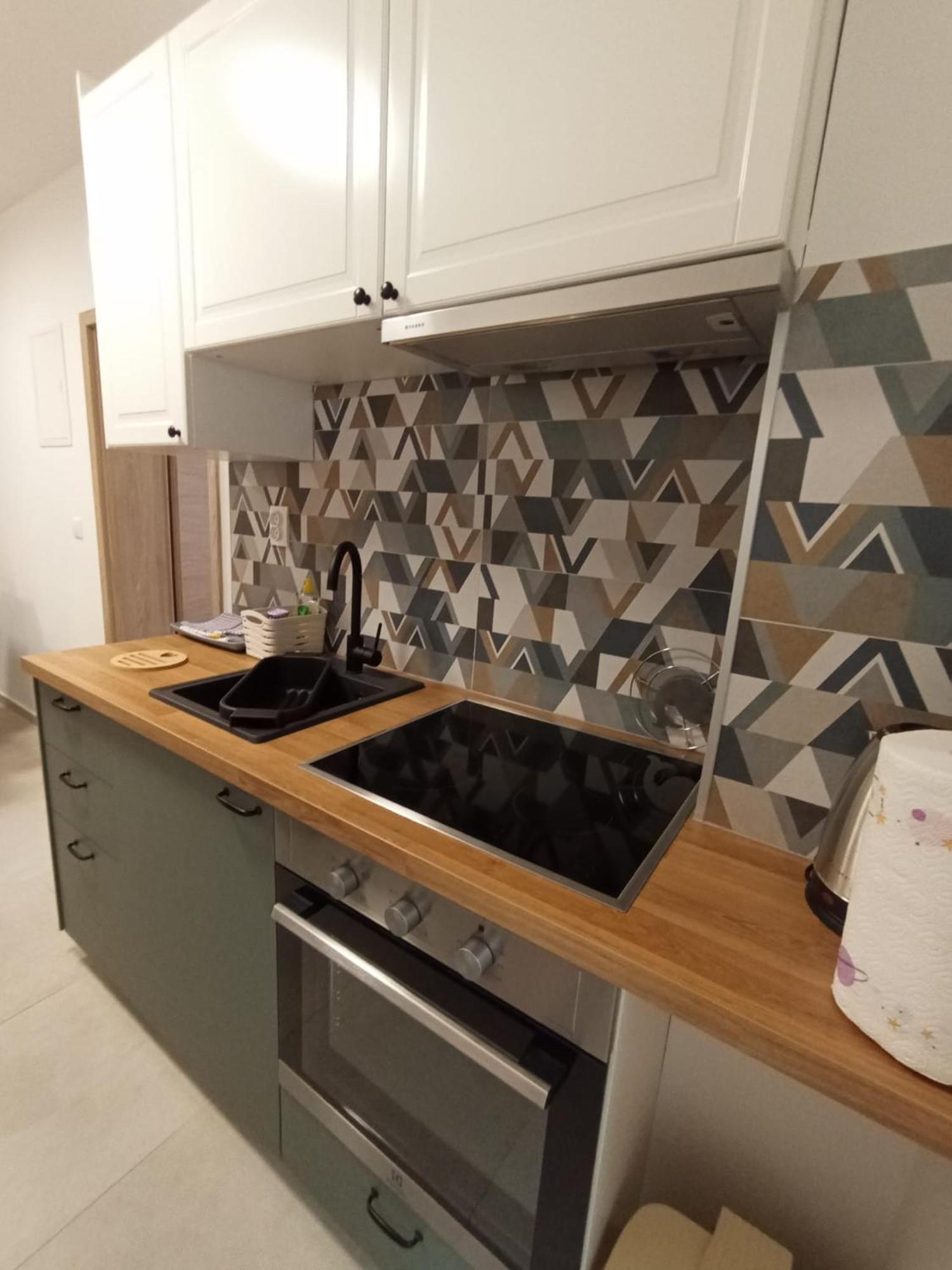 Family Apartments Leona Makarska Ngoại thất bức ảnh