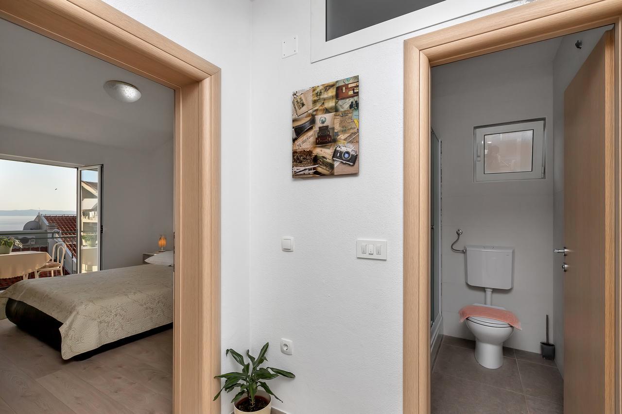 Family Apartments Leona Makarska Ngoại thất bức ảnh