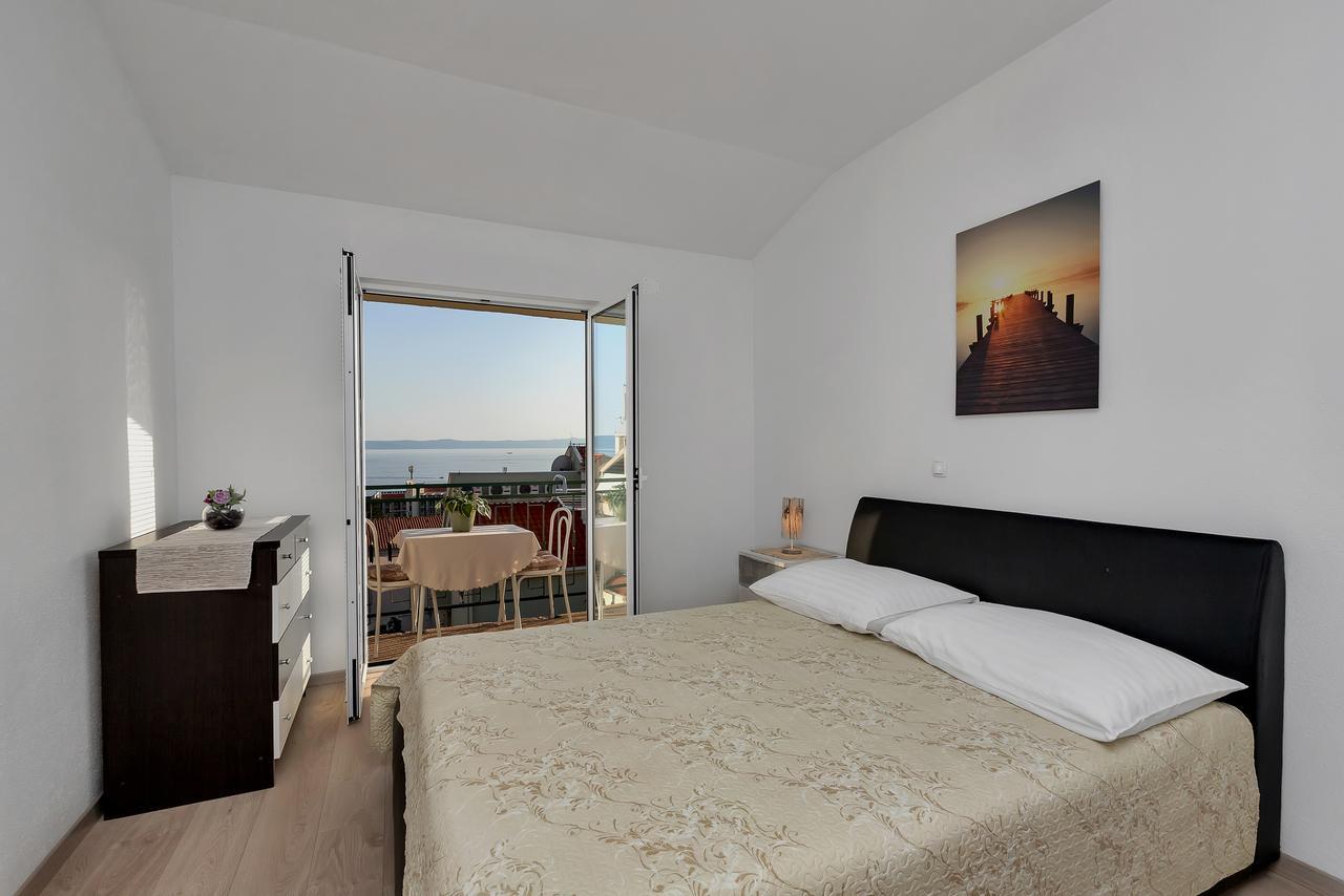Family Apartments Leona Makarska Ngoại thất bức ảnh